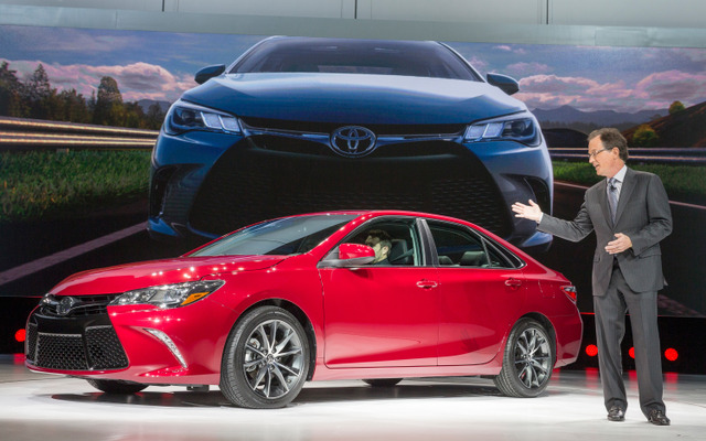 トヨタ カムリ 2015年モデルのXSE
