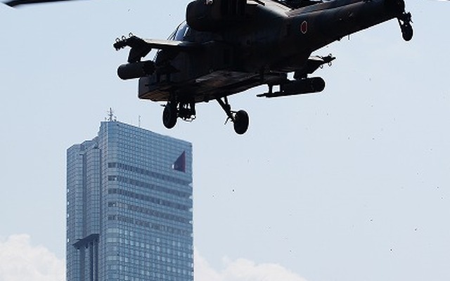 幕張新都心に世界最強の戦闘ヘリコプター、AH-64Dアパッチ ロングボウが登場。