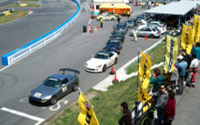 住友ゴム、「DUNLOP DIREZZA CHALLENGE 2014」を後援（写真は2013年大会）