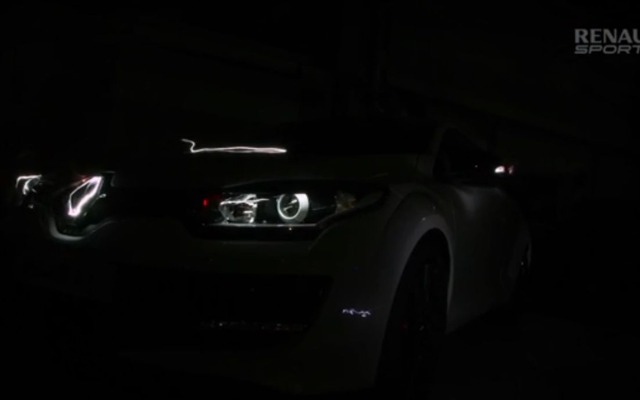 ルノー メガーヌ R.S.の新仕様の予告イメージ