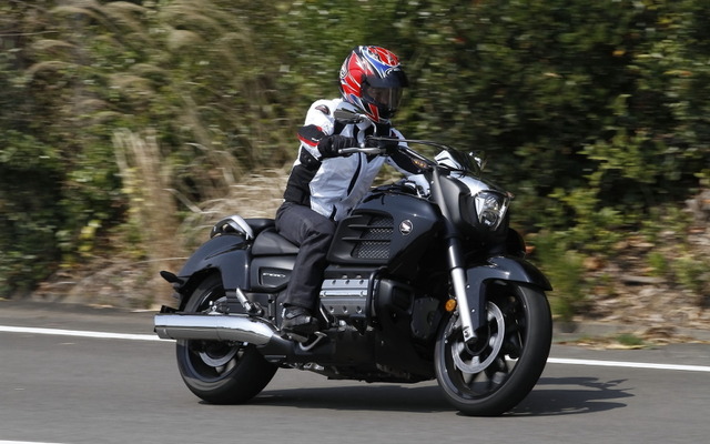 ホンダ ゴールドウイング F6C（和歌山利宏）