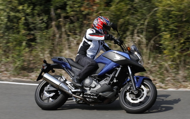 ホンダ NC750X（和歌山利宏）