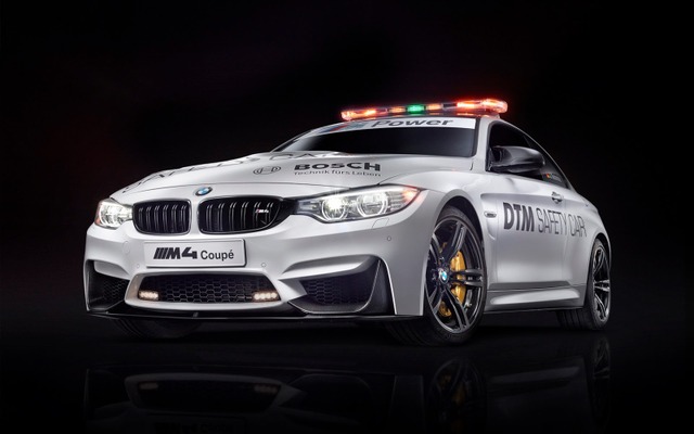 BMW M4クーペ DTMセーフティカー