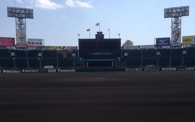 【話題】甲子園のグランド整備、クオリティが高すぎる！