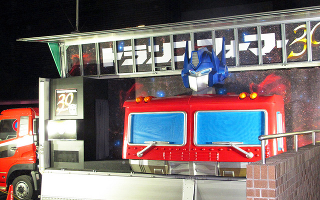 「トランスフォーマー」の誕生30周年記念イベント in トイザらス池袋サンシャインシティ店