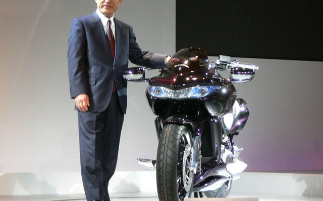【東京モーターショー05】自由な発想でバイクを創造---ホンダ福井社長