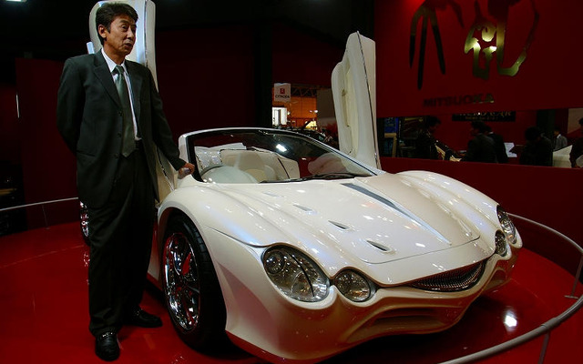 【東京モーターショー05】光岡 オロチ の心臓部はトヨタ製に