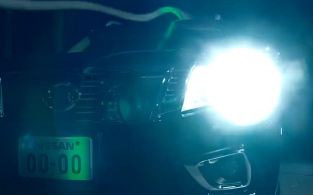日産の新型ピックアップトラックの予告イメージ