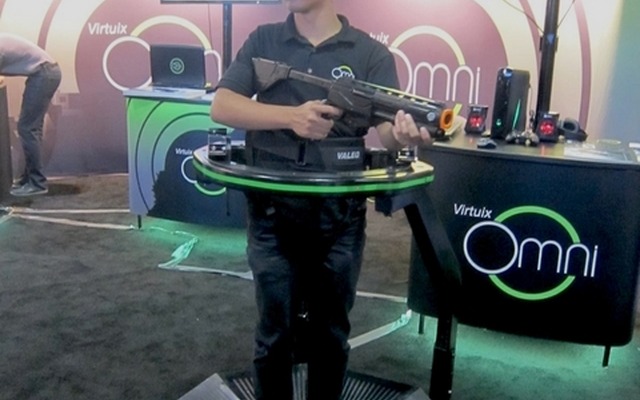 【E3 2014】究極の体験を提供するルームランナーVR「Omni」を試してみた