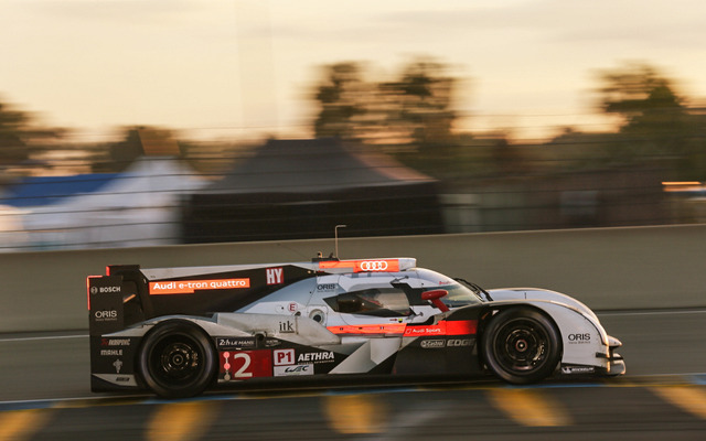 アウディ R18 e-tronクワトロ 2号車（ルマン24時間耐久レース 2014）