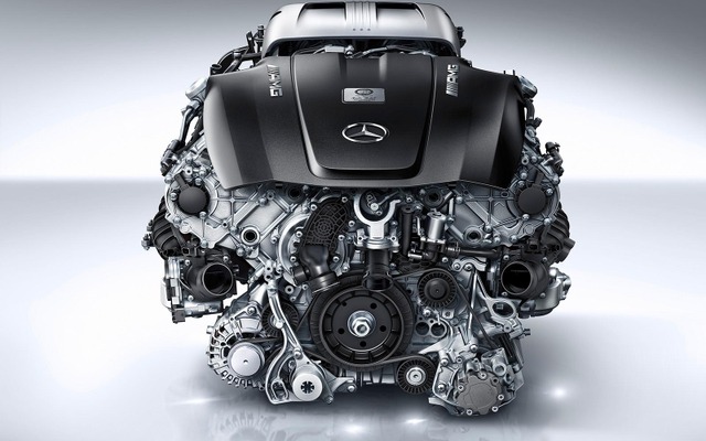 メルセデス-AMG GT用の新開発の4.0リットルV型8気筒ツインターボ