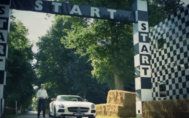 メルセデスベンツSLS AMGクーペ ブラックシリーズとデビッド・クルサード氏