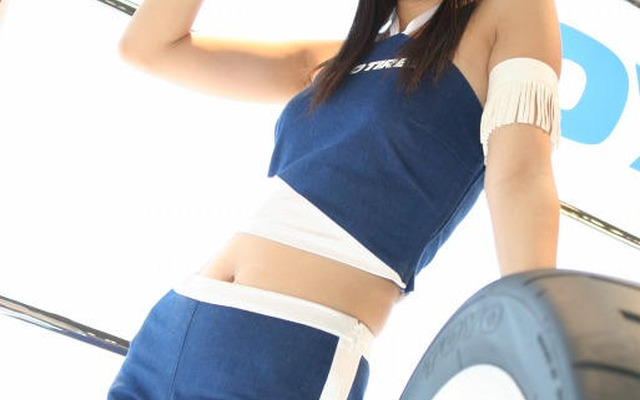 【東京モーターショー05】コンパニオン写真蔵…その45
