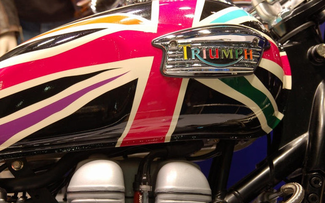 【東京モーターショー05】写真蔵…トライアンフ×ポールスミス