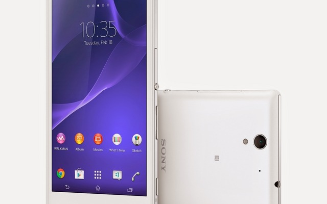 前面に500万画素カメラを搭載した「Xperia C3」