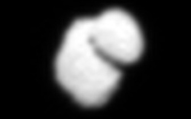 宇宙のアヒル？　ロゼッタ探査機が目的地の彗星に接近［動画］