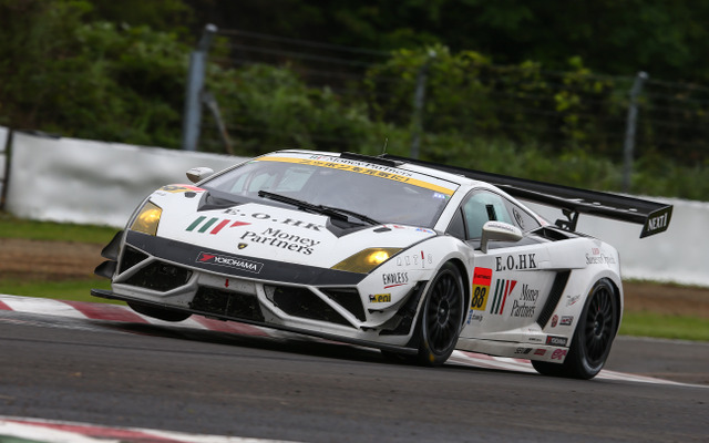 優勝の#88 ランボルギーニ。＜撮影：益田和久＞