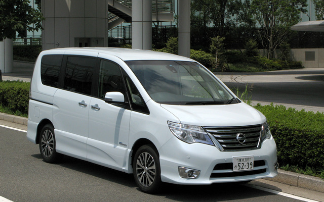日産・セレナ ハイウェイスター
