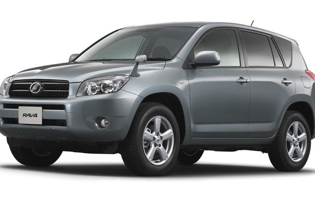 【トヨタ RAV4 新型発表】躍動感でライバルを迎え撃つ