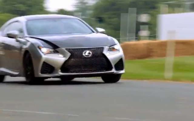 レクサス RC F がグッドウッド名物のヒルクライムに