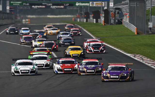 アウディ R8 LMS CUP 第2戦 レース1