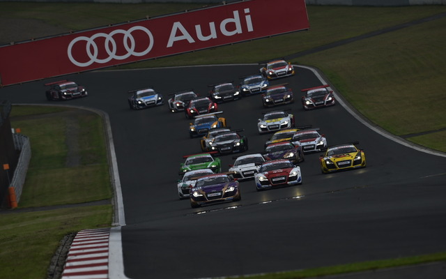 アウディ R8 LMS CUP