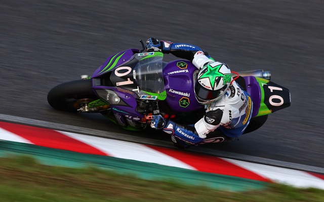 【鈴鹿8耐】ラスト40分、S字でエヴァ含む3台が転倒