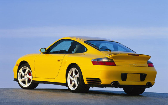 ポルシェ 911ターボ 次期型に世界初、VTG技術