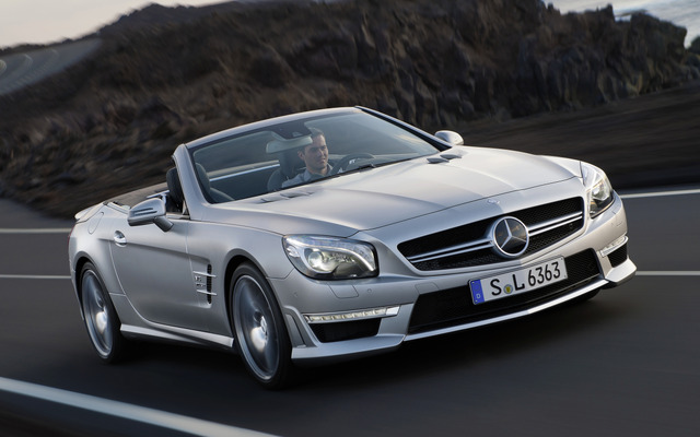 メルセデスベンツ SL63AMG（写真は海外仕様）
