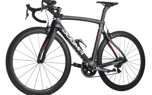 ピナレロ DOGMA F8