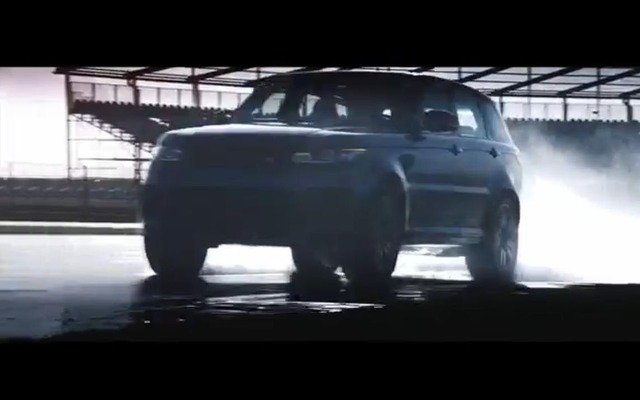 レンジローバー スポーツSVR