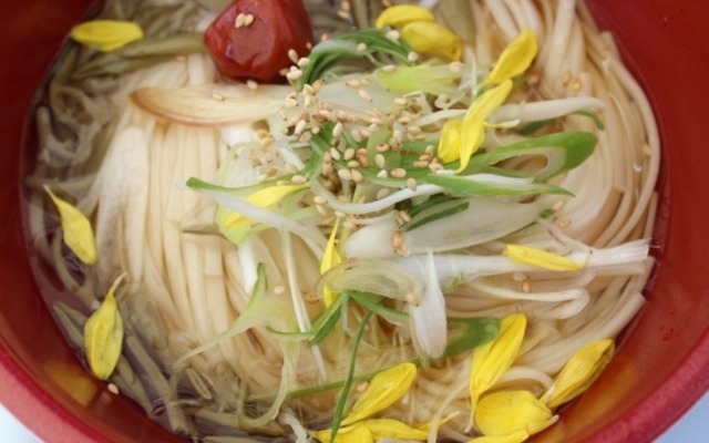 稲庭冷やしじゅん菜梅うどん（秋田県／無限堂）