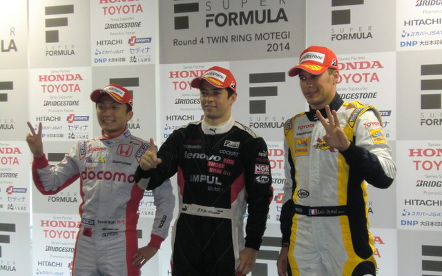 左から予選2位の野尻、ポールのオリベイラ、3位のデュバル。