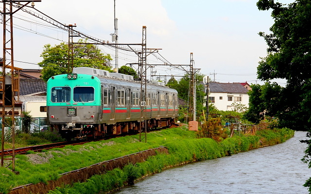 上毛電鉄は9月26日に運転室体験ツアーを実施する。写真は運転室体験で使用する700形。