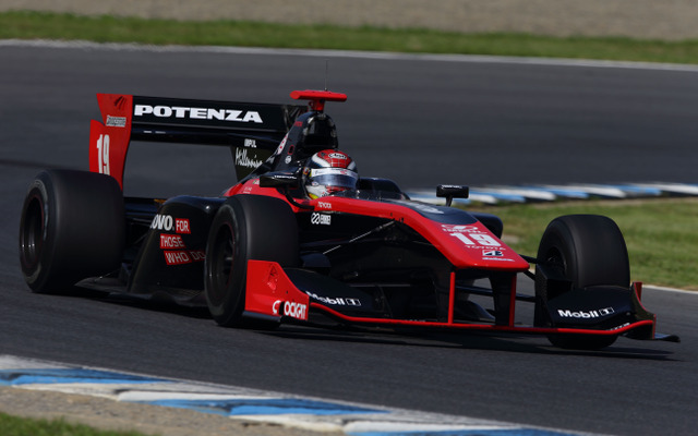 SF第4戦もてぎで優勝した#19 オリベイラ。写真：TOYOTA（予選日）