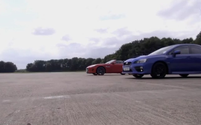 ジャガーFタイプと新型スバルWRXSTIの加速競争の映像を公開した英『evo』
