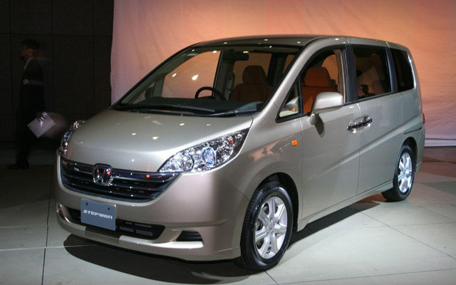 【COTY】ガリバー自動車流通研究所所長賞：ホンダ ステップワゴン