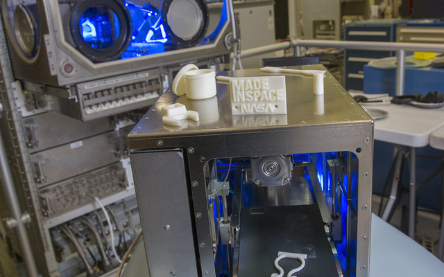 2014年4月に打ち上げ前の検証を終えた宇宙用3Dプリンター実証機