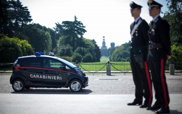 三菱自動車がイタリア国家治安警察隊に i-MiEV を23台納車