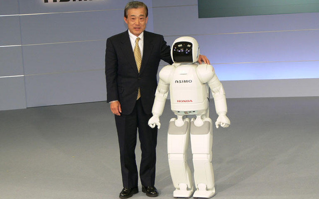 ASIMO の走りに磨き---四次元モビリティ