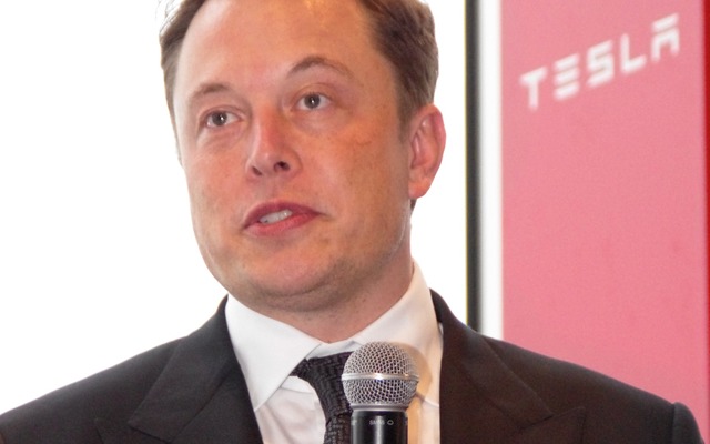 テスラモーターズ イーロン・マスクCEO