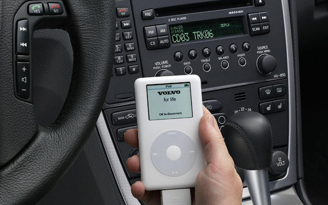 ボルボ、iPod 専用アダプターキットを日本でも設定