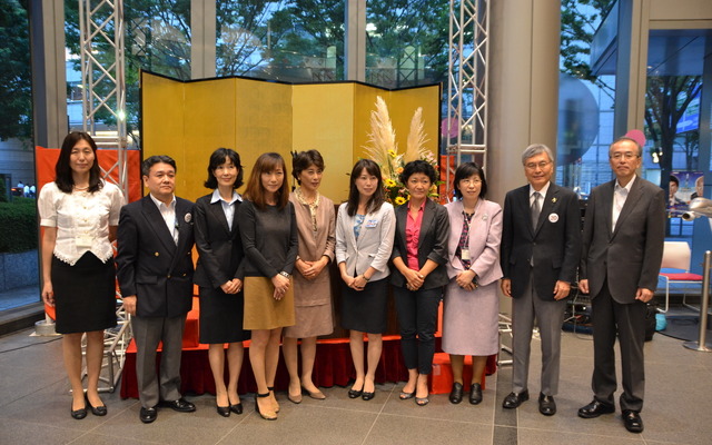 「女性が開く宇宙航空の夢と未来」講演会主催と登壇者のみなさん