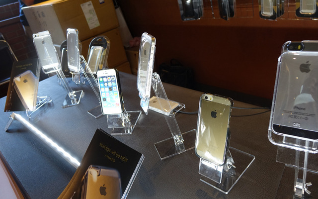 iPhone用クリアケース「OZ-1」