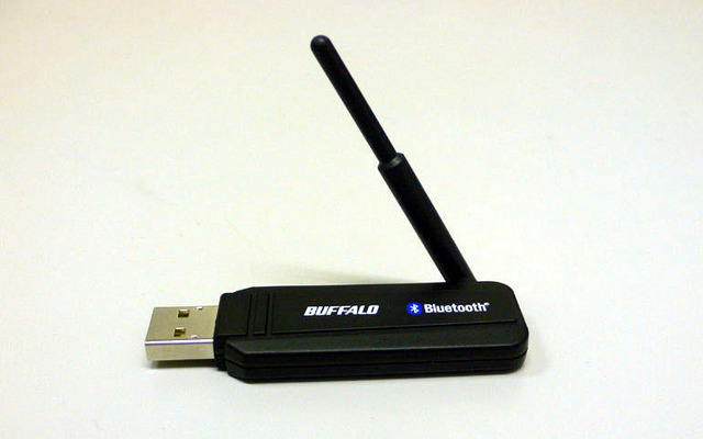 4980円、安い!!　Bluetooth対応USBアダプタ＆ヘッドセット
