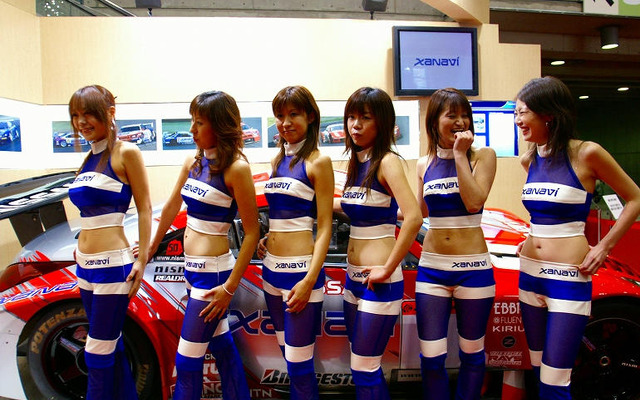 【東京モーターショー05】コンパニオン写真蔵…その80、終わりませんっ!