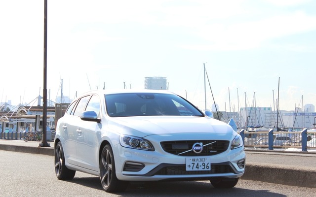 ボルボ・V60 T4 R-DESIGN PLUS