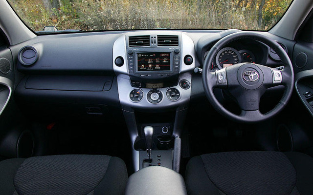 【トヨタRAV4 創った人】その2 ミニバンにも負けないユーティリティ…佐藤通彦チーフエンジニア
