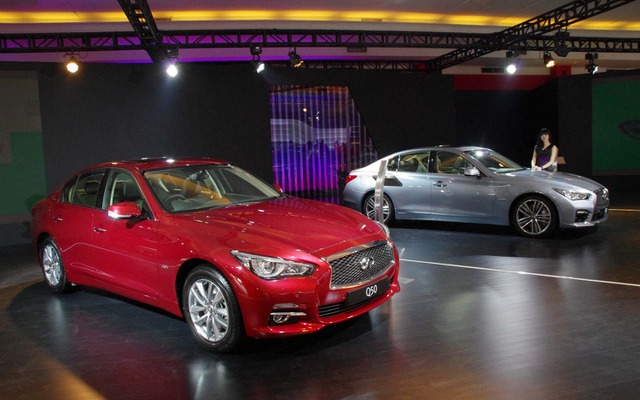 インフィニティ Q50（日本名：日産スカイライン）（ジャカルタモーターショー14）
