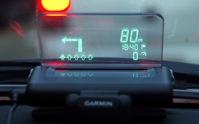 GARMIN HUD